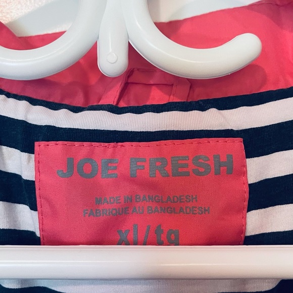 Girl rain coat pinkish in color girl 10 -12 fits - Picture 2 of 2